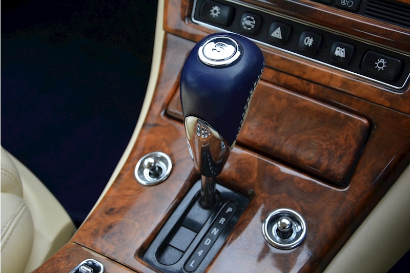 Bentley Arnage 4.4 V8 Arnage 4.4 V8 V8 4.4 4dr Saloon Automatic Petrol Image 44