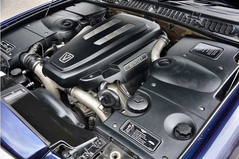 Bentley Arnage 4.4 V8 Arnage 4.4 V8 V8 4.4 4dr Saloon Automatic Petrol Image 49