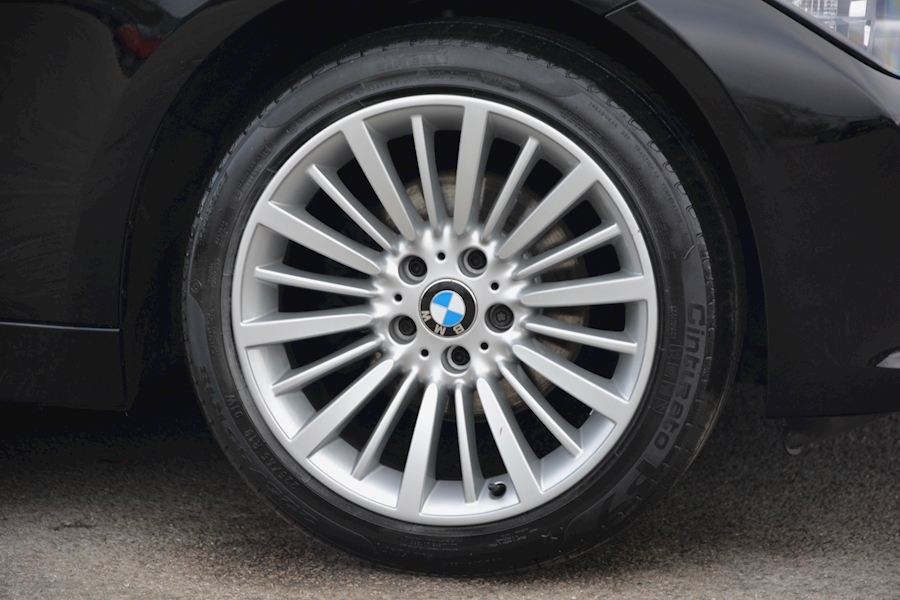 BMW 3 Series 3 Series 320I Xdrive Luxury Touring Estate 2.0 Manual Petrol Image 28