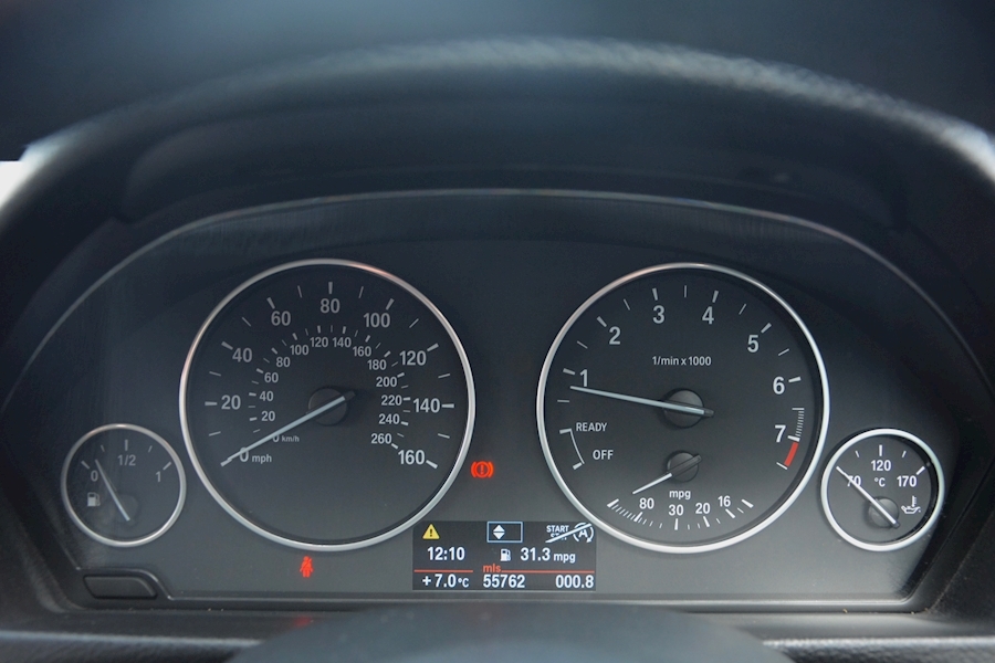 BMW 3 Series 3 Series 320I Xdrive Luxury Touring Estate 2.0 Manual Petrol Image 36