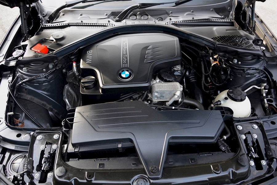 BMW 3 Series 3 Series 320I Xdrive Luxury Touring Estate 2.0 Manual Petrol Image 38