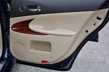 Lexus Gs Gs 450H Se-L 3.5 4dr Saloon Cvt Petrol/Electric - Thumb 22