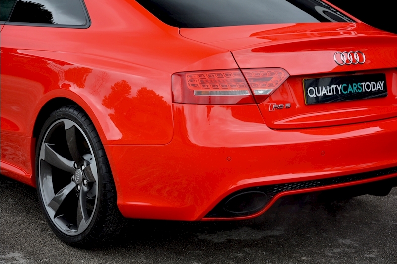 Audi A5 A5 Rs5 Fsi Quattro 4.2 2dr Coupe Semi Auto Petrol Image 24