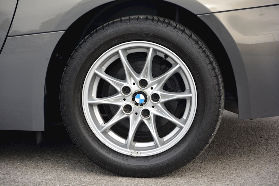 BMW Z4 2.5i SE Manual Convertible Z4 2.5i SE Manual Convertible *Just 28,500 Miles* 2.5 2dr Convertible Manual Petrol Image 21