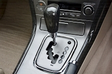 Subaru Legacy Legacy R Awd 3.0 4dr Saloon Automatic Petrol - Thumb 31