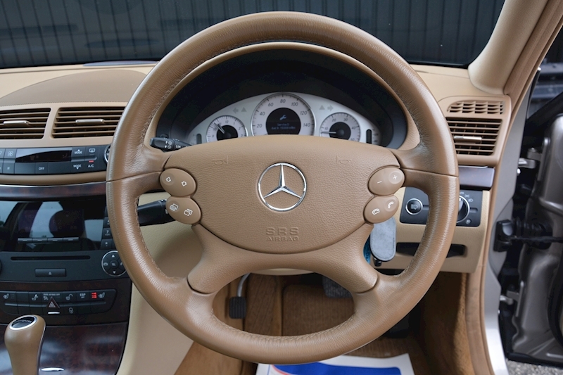 Mercedes E320 CDI Avantgarde Massive Rare Spec + Designo + 1 Former Keeper + Just Serviced by MB Image 32