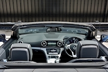 Mercedes-Benz Sl Sl Sl400 Amg Sport 3.0 2dr Convertible Automatic Petrol - Thumb 24