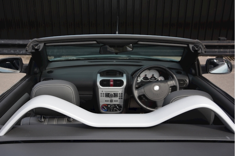 Vauxhall Tigra 1.4 Exclusiv Full Main Dealer History + Outstanding Image 12
