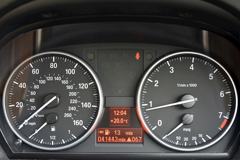 BMW 3 Series 3 Series 320I Se 2.0 2dr Coupe Manual Petrol Image 25
