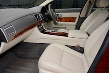 Jaguar Xf 3.0 Premium Luxury 3.0 V6 D Premium Luxury - Thumb 2