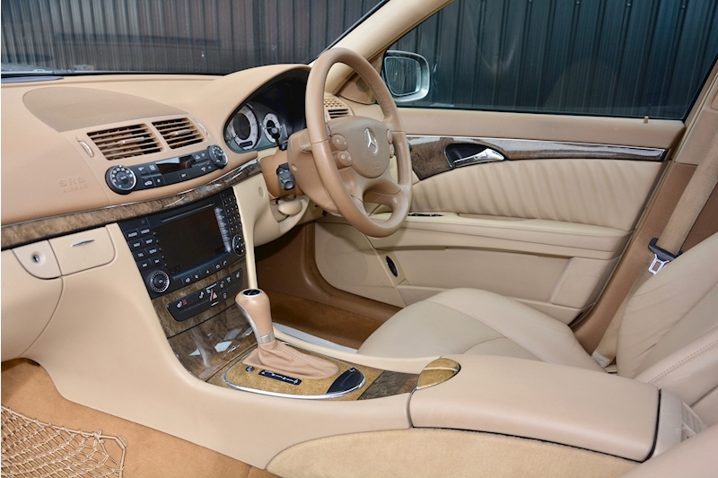 Mercedes E Class E Class E320 Cdi Avantgarde 3.0 4dr Saloon Automatic Diesel Image 17