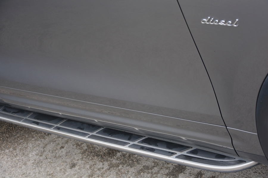 Porsche Cayenne 3.0D V6 *Massive Spec + £20k Options + FPSH* Image 19