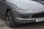 Porsche Cayenne 3.0D V6 *Massive Spec + £20k Options + FPSH* - Thumb 12
