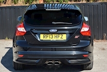 Ford Focus Focus St-3 2.0 5dr Hatchback Manual Petrol - Thumb 4