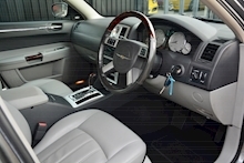 Chrysler 300C 300C Crd 3.0 5dr Estate Automatic Diesel - Thumb 6