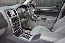 Chrysler 300C 300C Crd 3.0 5dr Estate Automatic Diesel - Thumb 8