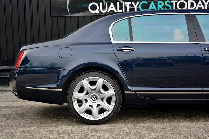 Bentley Continental Continental Flying Spur 5 Str 6.0 4dr Saloon Automatic Petrol Image 13