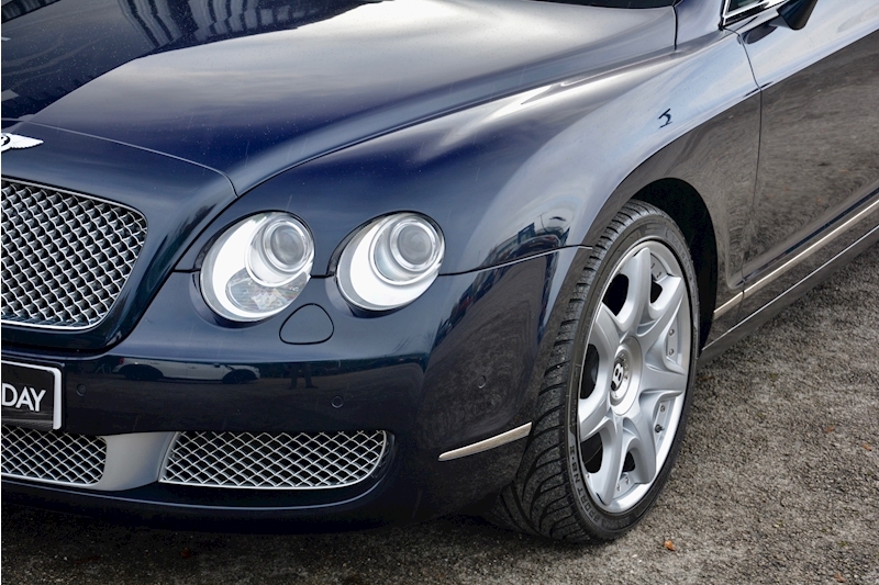 Bentley Continental Continental Flying Spur 5 Str 6.0 4dr Saloon Automatic Petrol Image 16