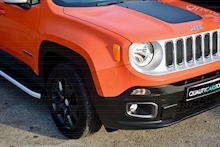 Jeep Renegade 2.0 M-JET 4X4 Limited High Specification + Full Jeep Dealer History - Thumb 13