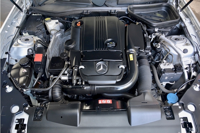 Mercedes-Benz Slk Slk Slk200 Blueefficiency Amg Sport 1.8 2dr Convertible Manual Petrol Image 29