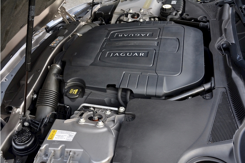 Jaguar Xk 5.0 V8 Portfolio Outstanding Condition + Full Service History + Rare Spec Image 33