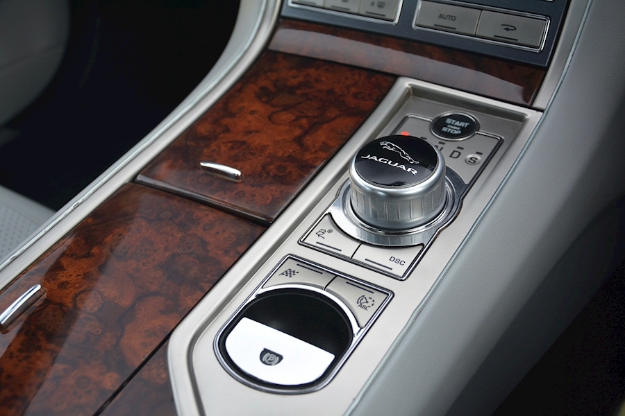 Jaguar XF 3.0 V6 Premium Luxury *Rare Spec + Full Jaguar History* Image 24