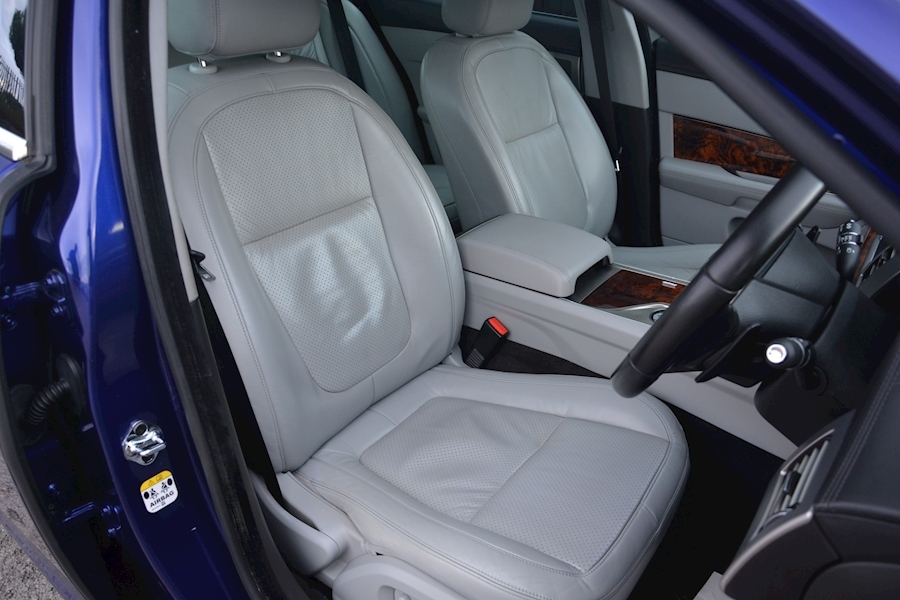 Jaguar XF 3.0 V6 Premium Luxury *Rare Spec + Full Jaguar History* Image 36