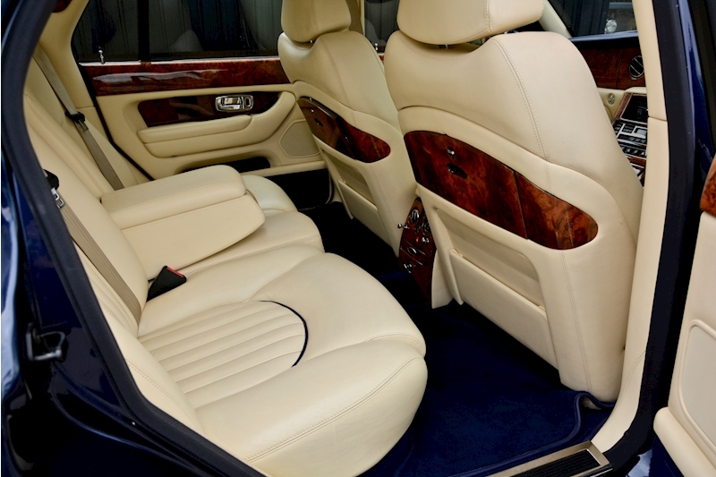 Bentley Arnage 4.4 V8 Arnage 4.4 V8 Auto Image 15