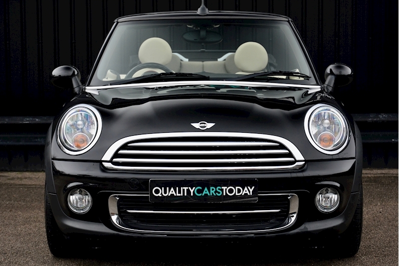 Mini Cooper Convertible 1.6 Cooper Convertible Image 3