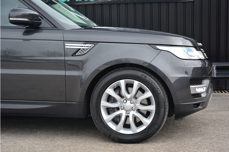 Land Rover Range Rover Sport 1 Owner + 5yr Service Pack + Pano Roof + InControl Image 14