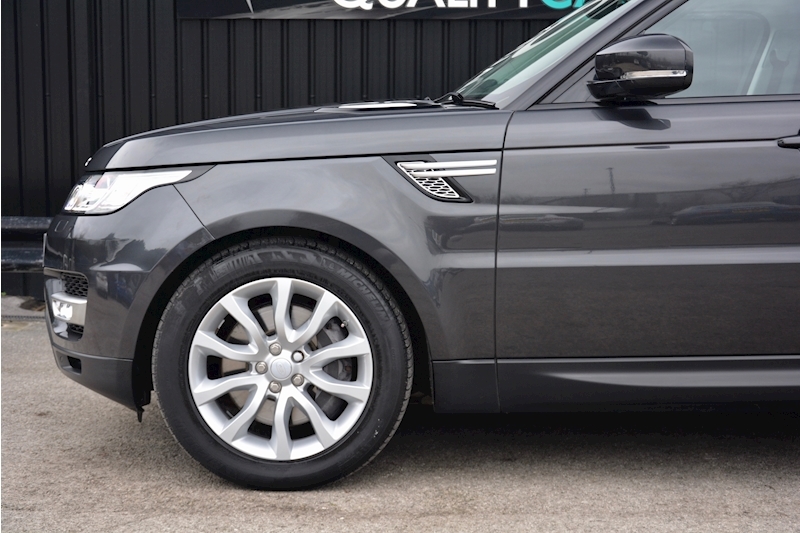 Land Rover Range Rover Sport 1 Owner + 5yr Service Pack + Pano Roof + InControl Image 17