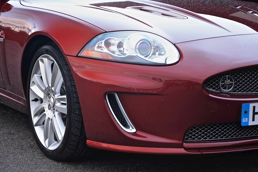 Jaguar XKR *Claret + Ivory + Massive Specification* Image 15