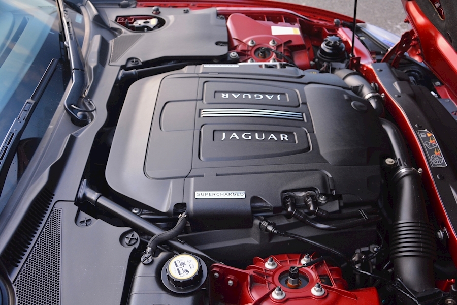 Jaguar XKR *Claret + Ivory + Massive Specification* Image 42