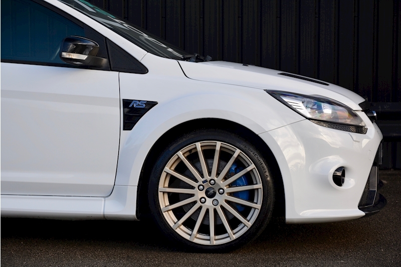 Ford Focus RS MK2 1 Owner + Full Ford History + Lux Pack 1 + Un-Modified Image 18