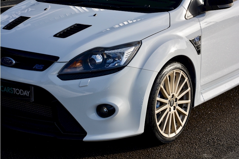 Ford Focus RS MK2 1 Owner + Full Ford History + Lux Pack 1 + Un-Modified Image 20