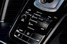 Porsche Cayenne Cayenne D V6 Tiptronic 3.0 5dr Estate Automatic Diesel - Thumb 12