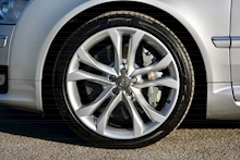 Audi S8 5.2 V10 Full Audi Dealer History + Ceramic Brakes + Adaptive Cruise - Thumb 18