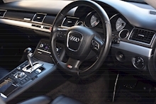 Audi S8 5.2 V10 Full Audi Dealer History + Ceramic Brakes + Adaptive Cruise - Thumb 29