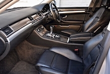 Audi S8 5.2 V10 Full Audi Dealer History + Ceramic Brakes + Adaptive Cruise - Thumb 2