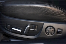 Audi S8 5.2 V10 Full Audi Dealer History + Ceramic Brakes + Adaptive Cruise - Thumb 34