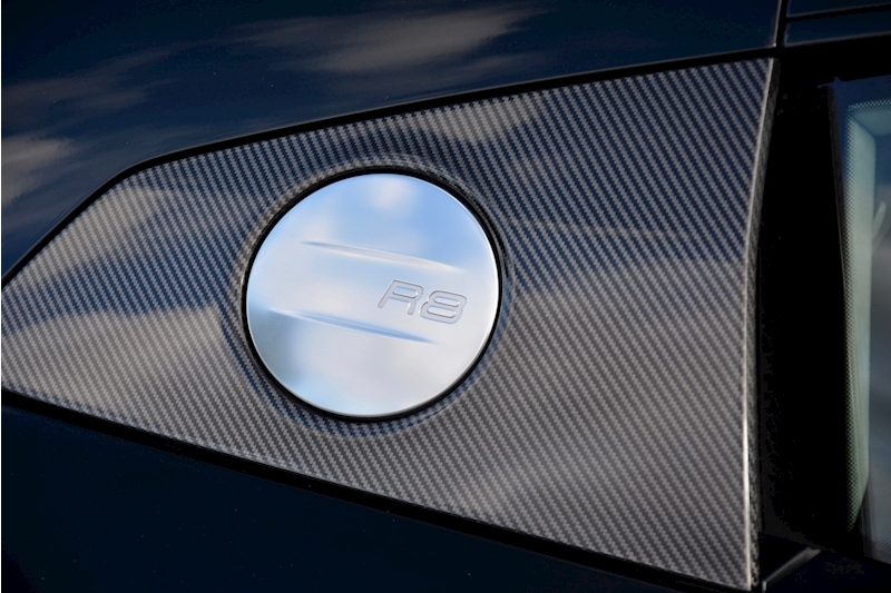 Audi R8 R8 V10 Plus Quattro 5.2 2dr Coupe Semi Auto Petrol Image 19