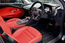 Audi R8 R8 V10 Plus Quattro 5.2 2dr Coupe Semi Auto Petrol - Thumb 9