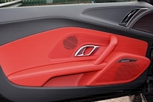 Audi R8 R8 V10 Plus Quattro 5.2 2dr Coupe Semi Auto Petrol - Thumb 29
