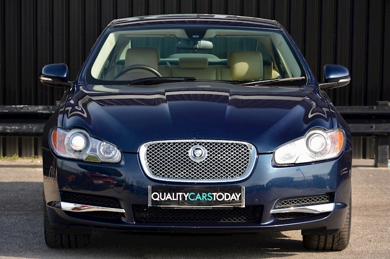 Jaguar Xf 3.0 V6 Luxury 1 Former Keeper + Beautiful Spec Image 3