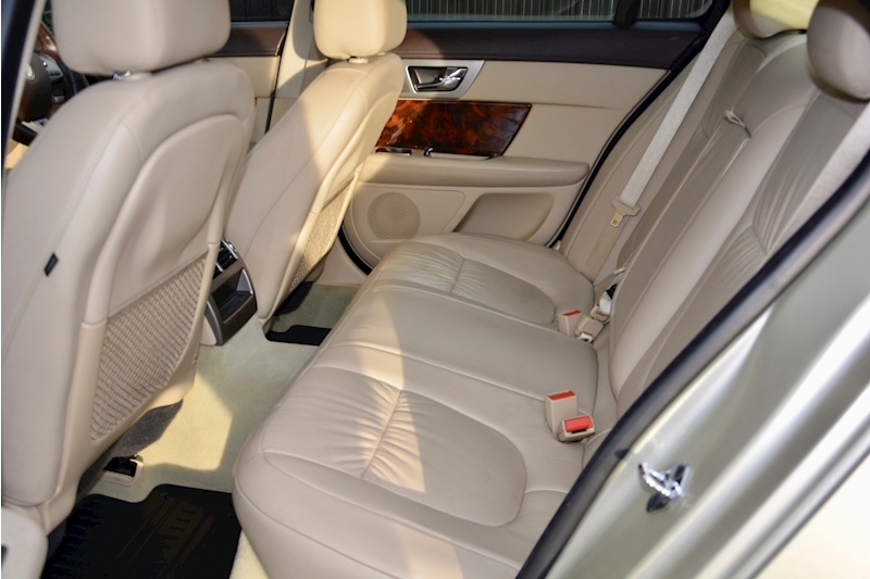 Jaguar Xf Premium Luxury + Very Rare Model + Exceptional Image 27
