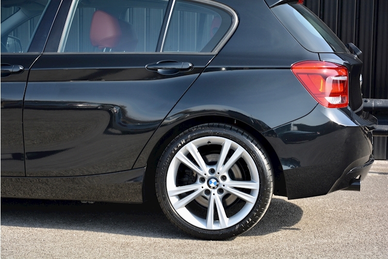 BMW 120d Sport Auto 1 Former Keeper + Over £5k Cost Options Image 34