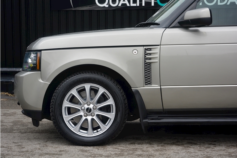 Land Rover Range Rover Range Rover Tdv8 Vogue 4.4 5dr Estate Automatic Diesel Image 17
