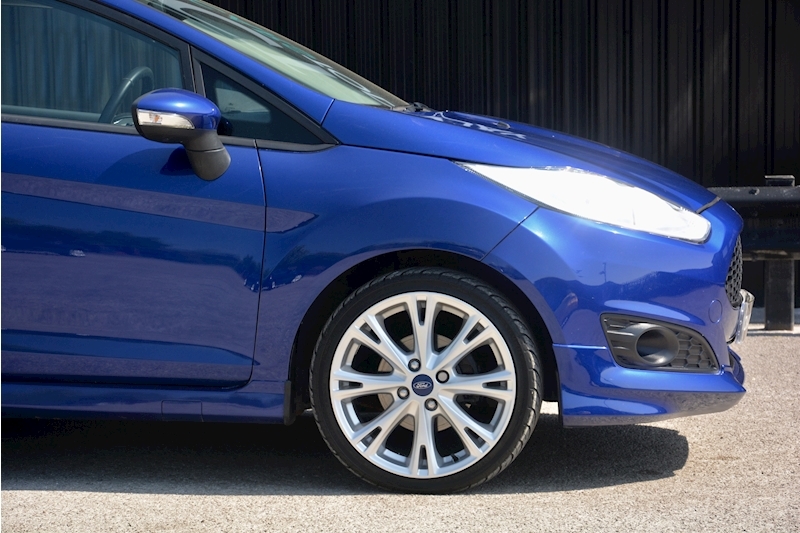Ford Fiesta Sport Van + No Vat + Heated Seats Image 11