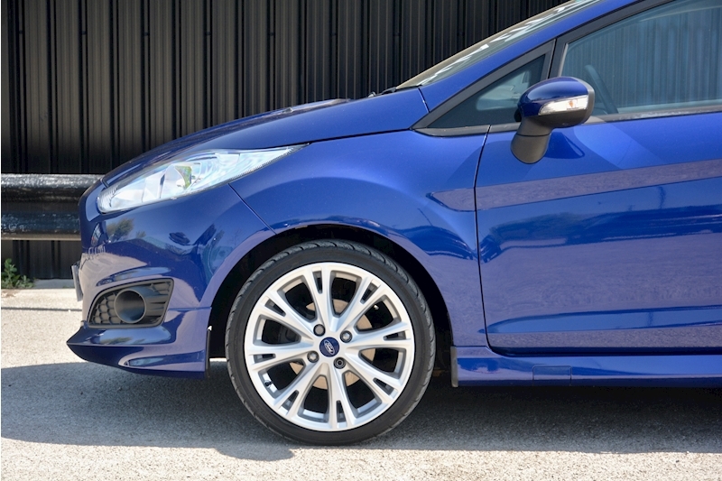 Ford Fiesta Sport Van + No Vat + Heated Seats Image 14