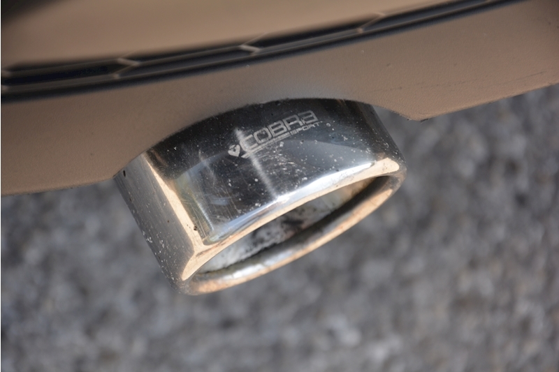 Ford Fiesta Sport Van + No Vat + Heated Seats Image 29